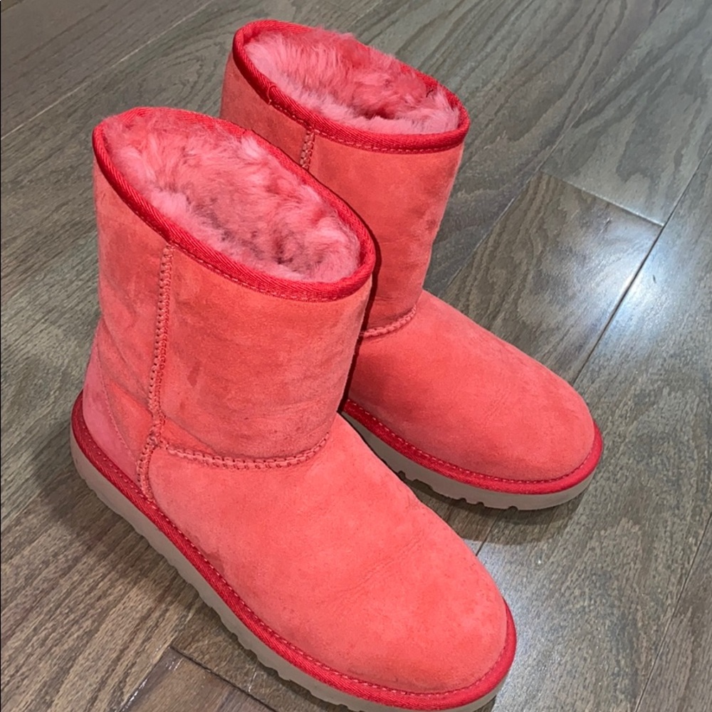 Red uggs boots